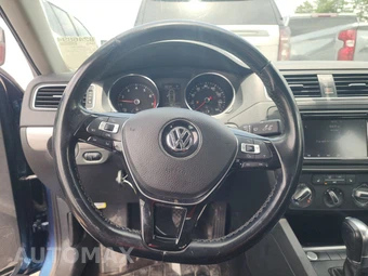 2017 Volkswagen Jetta SE – miniatura 10