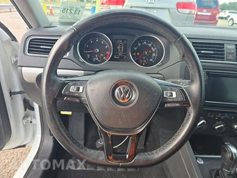 2017 Volkswagen Jetta SE – miniatura 10