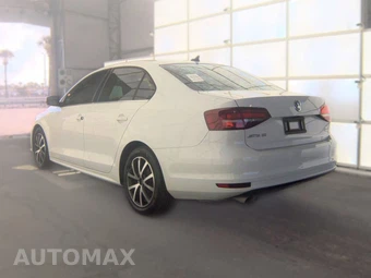 2017 Volkswagen Jetta SE – miniatura 6