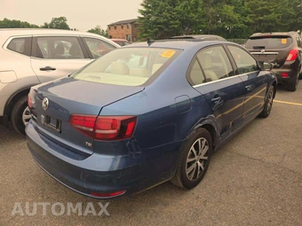 2017 Volkswagen Jetta SE – miniatura 3
