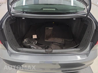 2017 Volkswagen Jetta SEL - miniatura 13