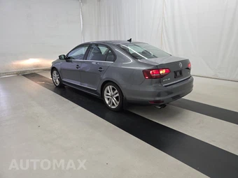 2017 Volkswagen Jetta SEL - miniatura 4