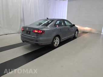 2017 Volkswagen Jetta SEL - miniatura 6