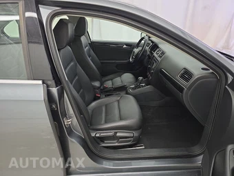 2017 Volkswagen Jetta SEL - miniatura 9