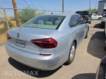2017 Volkswagen Passat 1.8T S - miniatura 3