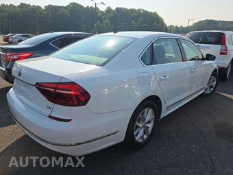 2017 Volkswagen Passat 1.8T S – miniatura 4