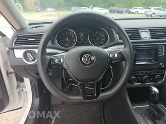 2017 Volkswagen Passat 1.8T S – miniatura 10