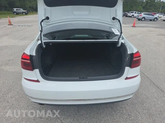 2017 Volkswagen Passat 1.8T S – miniatura 16
