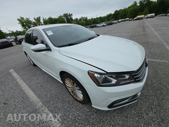 2017 Volkswagen Passat 1.8T SE – miniatura 3