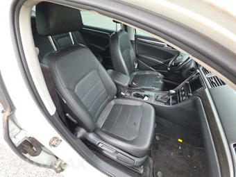 2017 Volkswagen Passat 1.8T SE – miniatura 8