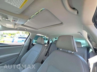 2017 Volkswagen Passat 1.8T SE - miniatura 11