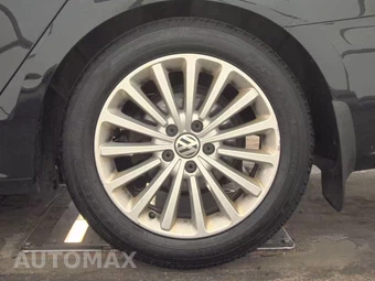 2017 Volkswagen Passat 1.8T SE – miniatura 12