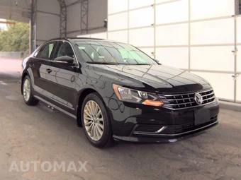 2017 Volkswagen Passat 1.8T SE – miniatura 4