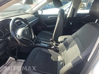 2017 Volkswagen Passat 1.8T SE - miniatura 7