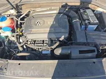 2017 Volkswagen Passat 1.8T SE – miniatura 15