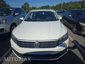 2017 Volkswagen Passat 1.8T SE – miniatura 2