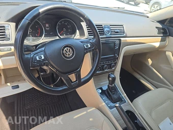 2017 Volkswagen Passat 1.8T SE w/Technology - miniatura 11