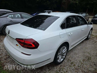 2017 Volkswagen Passat 1.8T SE w/Technology - miniatura 3