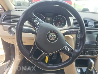 2017 Volkswagen Passat 1.8T SEL Premium - miniatura 10