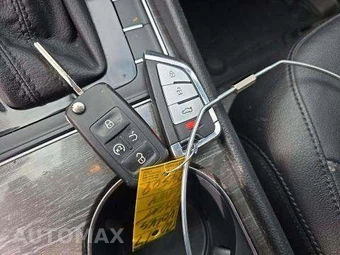 2017 Volkswagen Passat 1.8T SEL Premium – miniatura 8