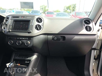 2017 Volkswagen Tiguan Limited – miniatura 19