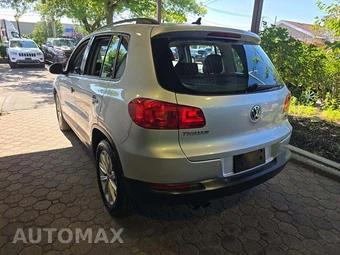 2017 Volkswagen Tiguan Limited - miniatura 2