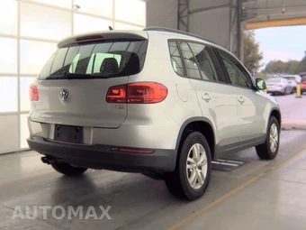 2017 Volkswagen Tiguan S - miniatura 4