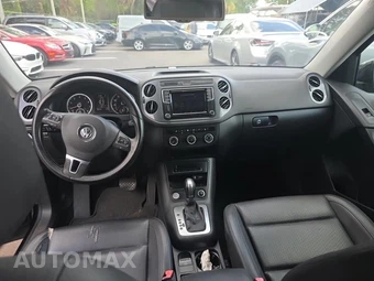 2017 Volkswagen Tiguan S – miniatura 14