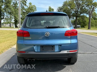 2017 Volkswagen Tiguan S - miniatura 4
