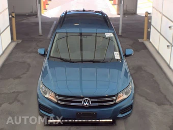 2017 Volkswagen Tiguan S - miniatura 2