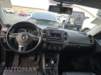 2017 Volkswagen Tiguan S – miniatura 11