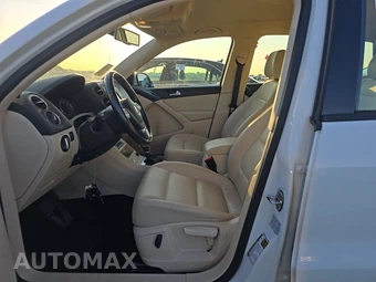 2017 Volkswagen Tiguan S – miniatura 7