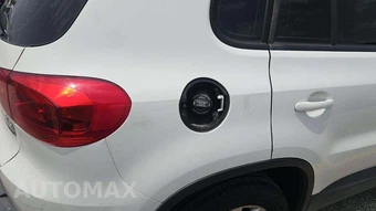 2017 Volkswagen Tiguan S - miniatura 26