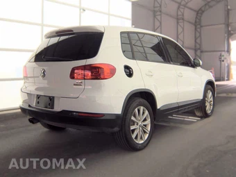 2017 Volkswagen Tiguan S - miniatura 4