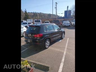 2017 Volkswagen Tiguan S - miniatura 8