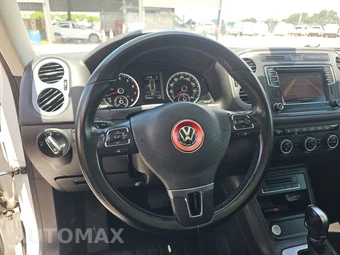 2017 Volkswagen Tiguan SEL – miniatura 10