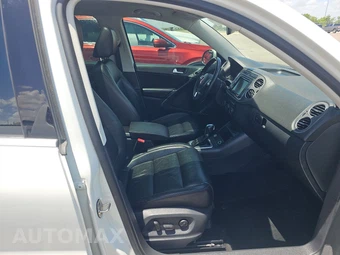 2017 Volkswagen Tiguan SEL – miniatura 8