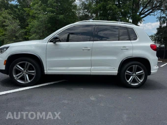 2017 Volkswagen Tiguan Sport - miniatura 4