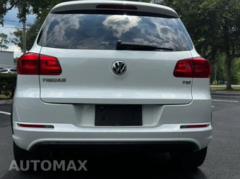 2017 Volkswagen Tiguan Sport - miniatura 6