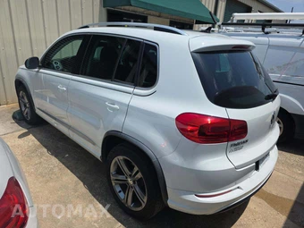 2017 Volkswagen Tiguan Sport – miniatura 2