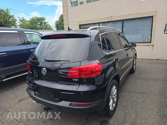2017 Volkswagen Tiguan Wolfsburg - miniatura 3
