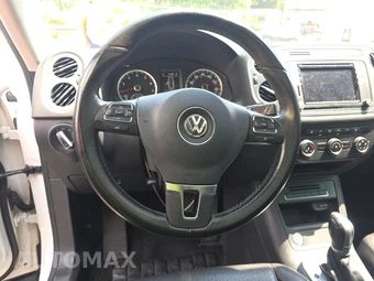 2017 Volkswagen Tiguan Wolfsburg – miniatura 10