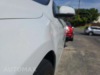 2017 Volvo S60 T5 Dynamic – miniatura 22