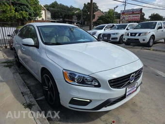 2017 Volvo S60 T5 Dynamic – miniatura 4