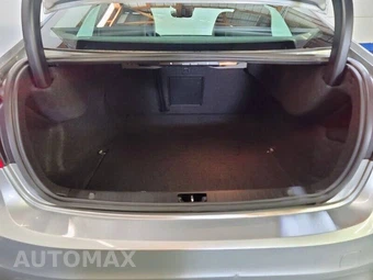2017 Volvo S60 T5 Dynamic - miniatura 32