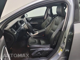 2017 Volvo S60 T5 Dynamic - miniatura 5
