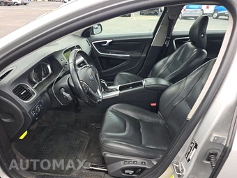 2017 Volvo S60 T5 Inscription - miniatura 12