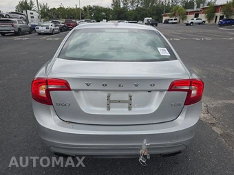 2017 Volvo S60 T5 Inscription - miniatura 2