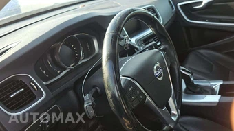 2017 Volvo S60 T5 Inscription - miniatura 8