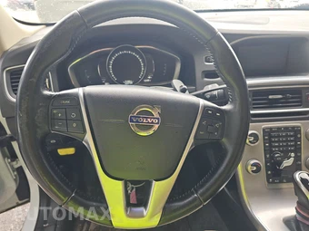 2017 Volvo S60 T5 Inscription - miniatura 10